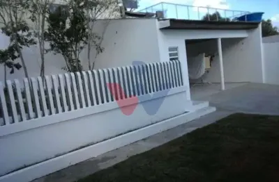 Sobrado 212m  com suíte, sala de festas, churrasqueira e amplo terreno de 350m