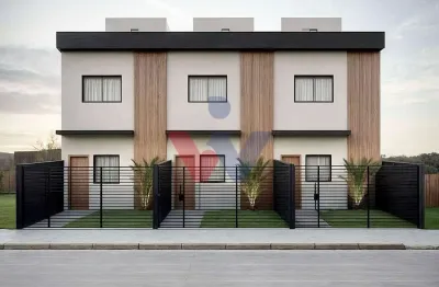 Casa Nova à Venda no Pinheirinho  2 Quartos, Quintal e Segurança