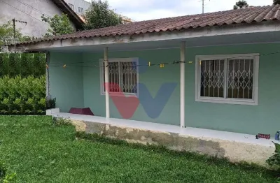Oportunidade Única  Terreno com Casa Principal e 4 Casas nos Fundos para Renda Extra