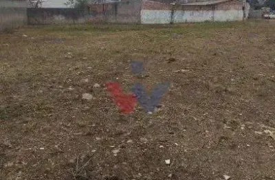 Terreno Plano de 700m  em Colombo  Excelente Localização para Construção