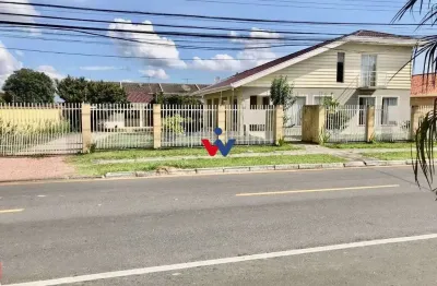 Casa espaçosa 303m    edícula 100m , 6 quartos, mezanino, garagem e ótima localização