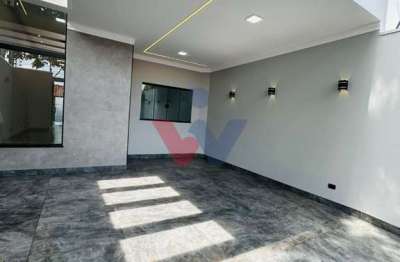 Casa Moderna e Sofisticada à Venda no Loteamento Madrid  3 Dormitórios, Suíte e Acabamento de Alto