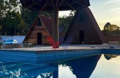 hácara Espetacular em São José dos Pinhais, Lazer Completo e Espaço para Eventos