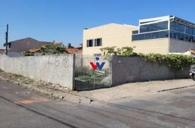 Terreno de esquina em curitiba  perfeito para construção ou investimento