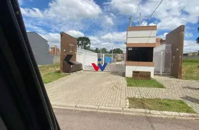 Sobrado moderno em condomínio fechado no umbará, conforto e segurança para sua família