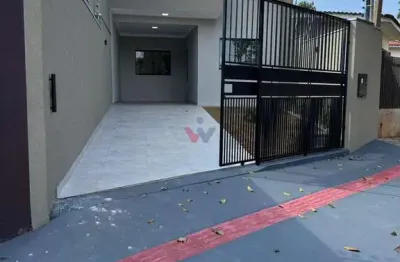 Linda casa em maringá com espaço gourmet, quintal e 3 quartos  aceita financiamento
