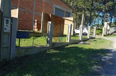 Casa de campo com 5.400 m   natureza, espaço e comodidade a 5 minutos do centro