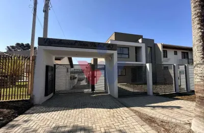 Sobrado Amplo no Santa Cândida com 3 Quartos, Suíte e Espaço Gourmet