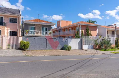 Sobrado com 4 Quartos e Terreno Amplo no Cajuru  Espaço e Conforto em Cada Detalhe