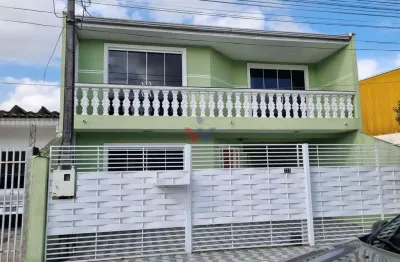 Sobrado amplo com 3 quartos, suíte, mezanino e churrasqueira  230m  de conforto e estilo