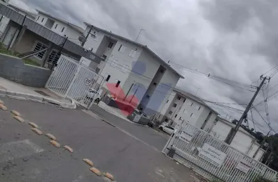 Apartamento Barato à Venda em Campo Largo com 2 Quartos, Garagem e Salão de Festas