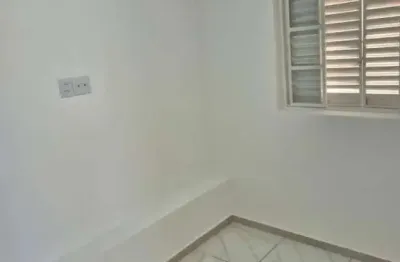 Kitnet / Stúdio para alugar no Jardim Helena, Bauru 