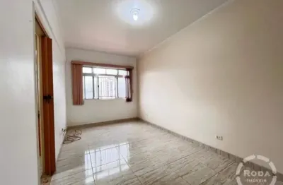 Apartamento no embaré – 2 dormitórios, 2 banheiros e vaga de garagem