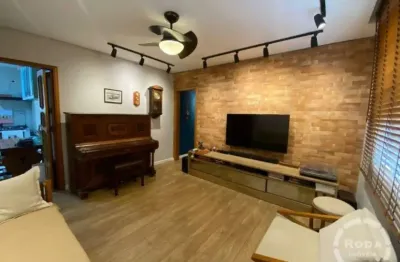 Apartamento no embaré com box privativo – pronto para morar .