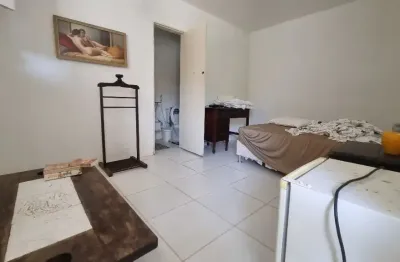 Vendo casa em tamandare com 5 suites + dependencia de empregados completa