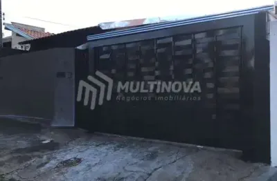 Casa com 3 quartos à venda na Rua Ana Braga Marchiotto, Conjunto Habitacional São Deocleciano, São José do Rio Preto