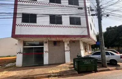 Apartamento na qn 122-samambaia sul, ao lado da estação do metrô, 02 quartos