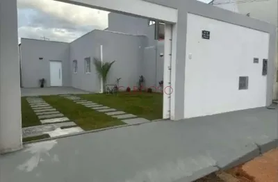 Casa na 03 quartos, suíte, porcelanato, aceita financiamento qs 08-areal,  - 19