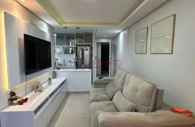 Apartamento 02 quartos reformado no top life taguatinga, andar alto, aceita financiar e fgts, long beach