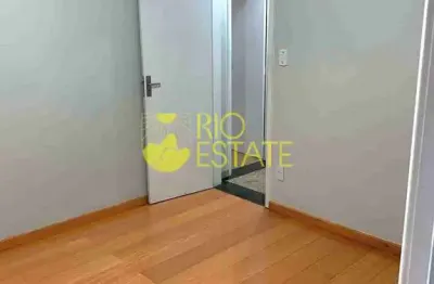 Apartamento com 2 quartos à venda na Rua Bernardino Inácio Silva, Centro, Barra Mansa