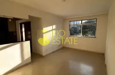 Apartamento com 3 quartos à venda na Avenida Tenente José Eduardo, Ano Bom, Barra Mansa