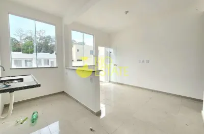 Casa 2 quartos com suíte, 54m2, roma -- volta redonda/rj