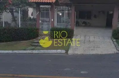 Casa com 3 quartos à venda na Rua Vinte e Dois, Loteamento Bondarovshy, Quatis