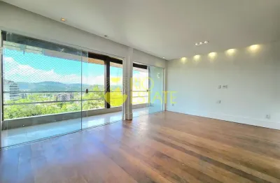 Casa com 4 quartos à venda na Rua Almirante Barroso, Jardim Amália, Volta Redonda