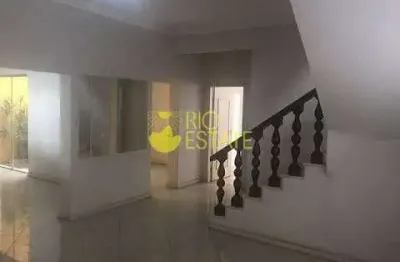 Casa 4 quartos, 339m2, verbo divino - barra mansa/rj