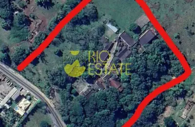Área com construção, 38.029m2, barrinha -- quatis/rj