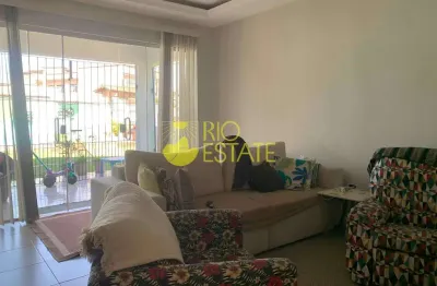 Casa grande tipo chácara à venda, retiro, volta redonda, rj