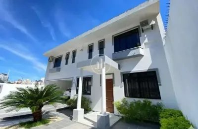 Casa com 5 quartos à venda na Rua Doutor Armando Valério de Assis, 67, Centro, Florianópolis