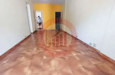 Excelente apartamento reformado em vila isabel - 1 quarto + dependência, varanda, lazer completo e vaga na escritura!
