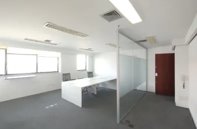 Sala comercial de 78m² com 4 vagas na rua carmo do rio verde, 241