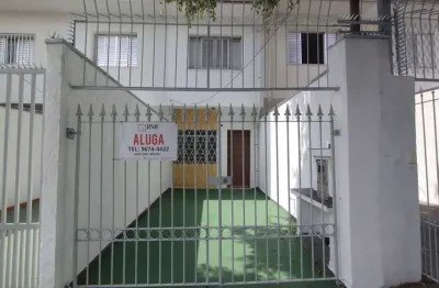 Casa com 2 quartos para alugar na Rua dos Operários, 63, Vila Brasilina, São Paulo
