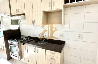 Pronto para morar: porcelanato, armários e ar — liber resort à venda