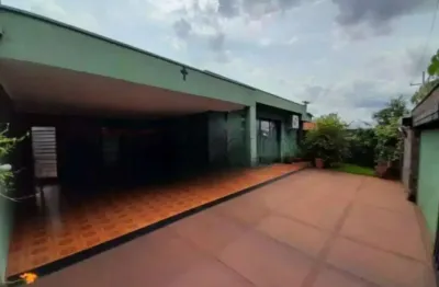 Casa padrão de 296m² com 04 quartos sendo 02 suítes disponível para venda e locação - jardim sumaré.