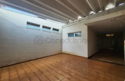 Casa padrão 206m² com 03 dormitórios e 05 banheiros, disponível para locação - jardim sumaré