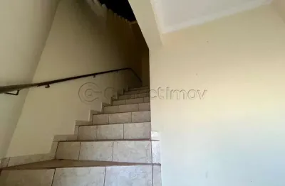 Casa sobrado de 187m² com 04 quartos e 02 suítes disponível para locação - sumarezinho