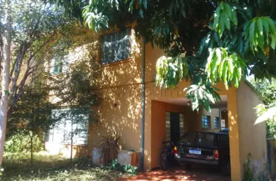Casa de 249m² com 06 sendo 04 quartos para locação e venda - jardim américa