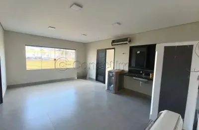 Sala comercial de 42m² com 01 banheiro disponível para locação - iguatemi