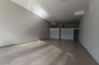 Salão comercial de 80m² com 01 banheiros para locação - vila tamandaré
