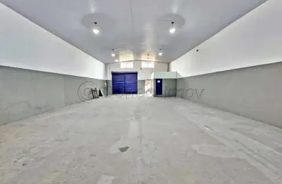 Galpão comercial de 250m² amplamente pavimentado para locação - parque anhanguera
