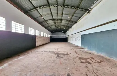 Imóvel comercial de 440m² com 03 banheiros para locação - quintino facci i