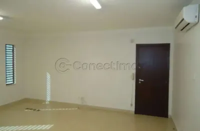 Sala comercial de 28m² com 01 banheiro disponível para locação  - ribeirânia