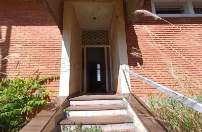 Casa padrão de 450m² com 03 quartos sendo 01 suíte para locação - jardim sumare