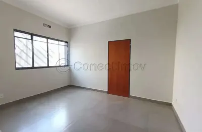 Sala comercial de 20m² com 01 banheiro disponível para locação - centro