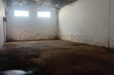 Galpão comercial de 172m² com 03 banheiros para locação - av. dom pedro