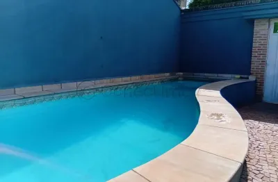 Casa de 265m² com 03 quartos disponível para venda e locação - jardim califórnia.