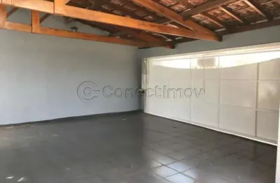 Casa padrão de 400m² com 04 quartos sendo 02 suítes para venda - ribeirânia